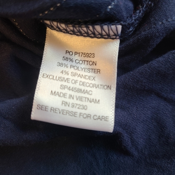 Crave Fame Navy Blue V-Neck Juniors Women's Sneaker Tee Medium NWT White Stripes - Picture 4 of 8